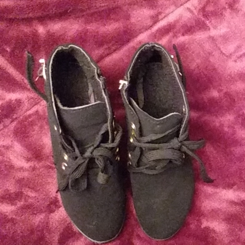 Boot - Picture 5 of 5